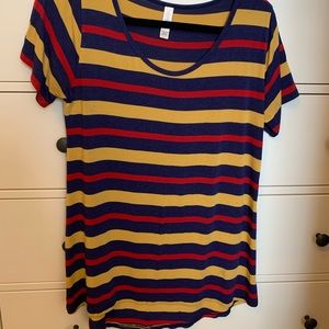 LulaRoe t-shirt